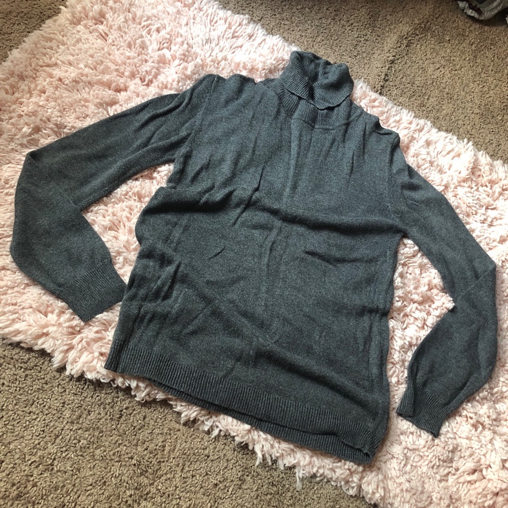 Gray Turtle Neck